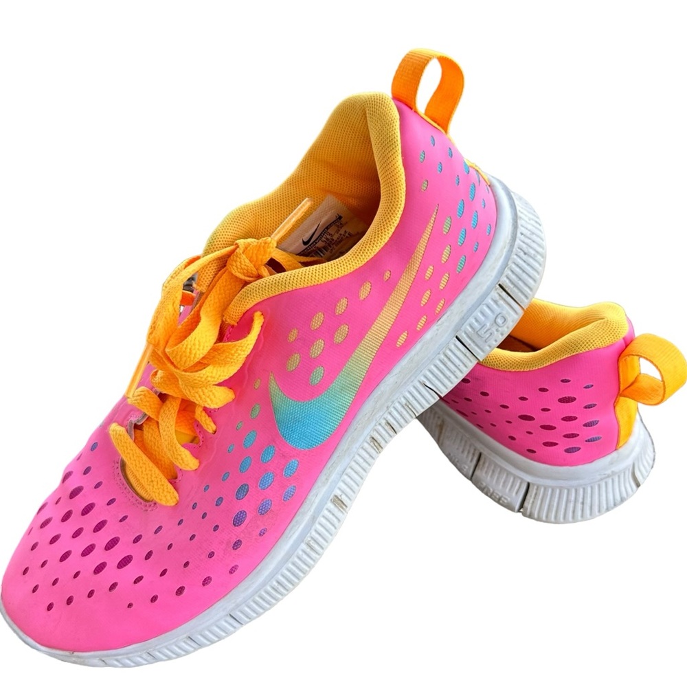 Nike Free Express Running Shoes ( 641866-600) Youth 6Y/ Womens 7.5